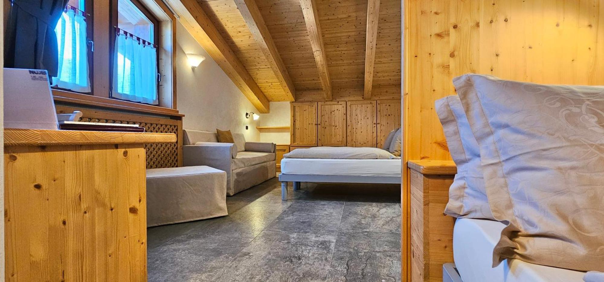 Albergo Alpenrose Ливиньо Экстерьер фото